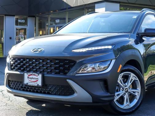 2022 Hyundai KONA SEL