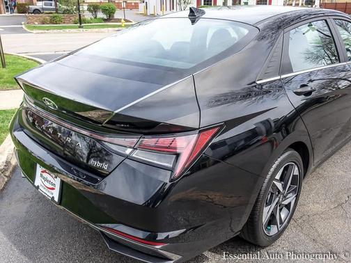 2022 Hyundai ELANTRA HEV Limited