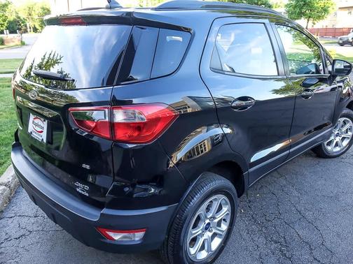 Shadow Black 2022 Ford EcoSport SE