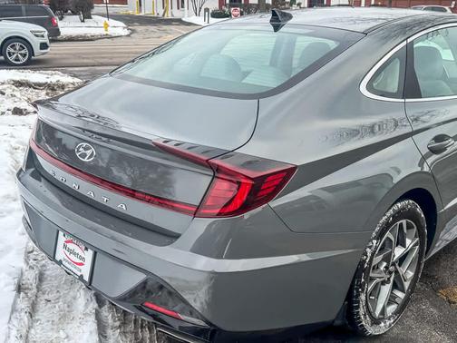 2021 Hyundai SONATA SEL