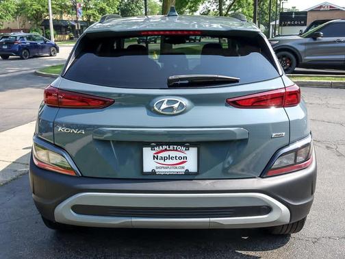 2022 Hyundai KONA SEL
