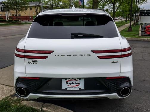 Alta White 2023 Genesis GV70 2.5T