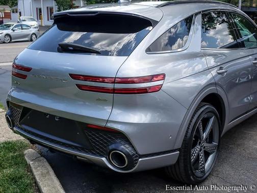 2023 Genesis GV70 2.5T