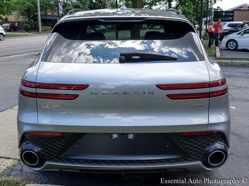 2023 Genesis GV70 2.5T