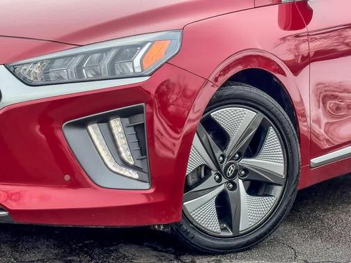 2021 Hyundai IONIQ Hybrid Limited