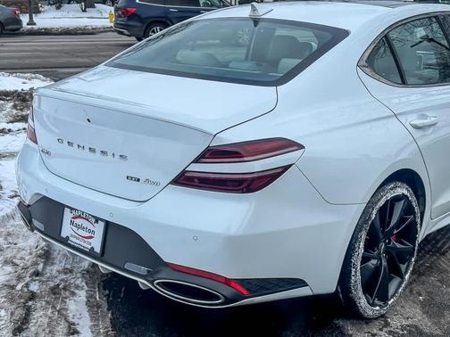 2023 Genesis G70 3.3T
