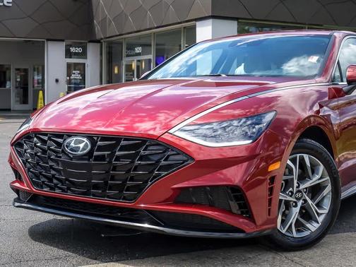 2023 Hyundai SONATA SEL