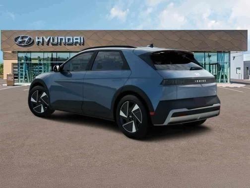 2025 Hyundai IONIQ 5 SEL