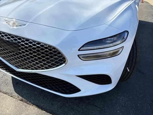 2024 Genesis G70 2.5T