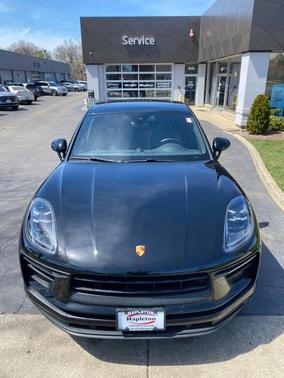 2022 Porsche Macan Base