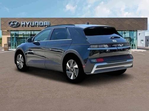 2025 Hyundai IONIQ 5 SEL