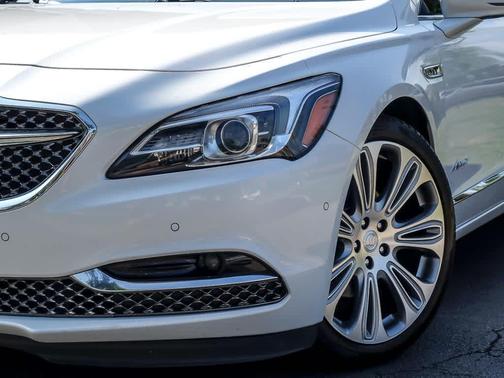 2019 Buick LaCrosse Avenir