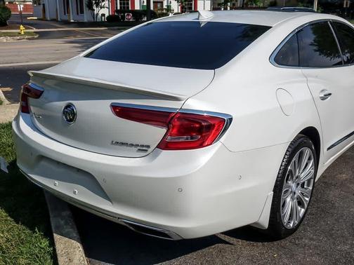 2019 Buick LaCrosse Avenir