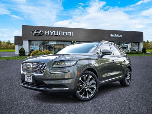 Metallic 2022 Lincoln Nautilus Reserve