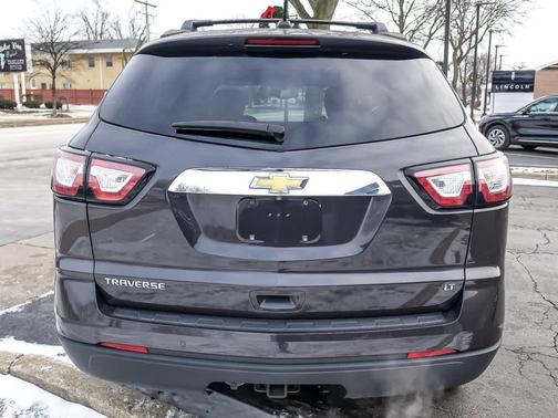 2017 Chevrolet Traverse 2LT