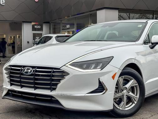 2021 Hyundai SONATA SE