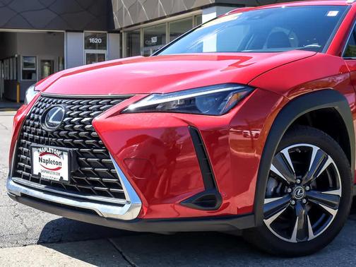 Redline 2023 Lexus UX 250h Base