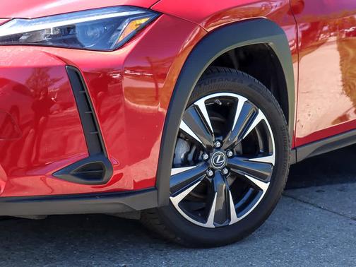 Redline 2023 Lexus UX 250h Base