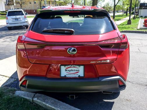 Redline 2023 Lexus UX 250h Base