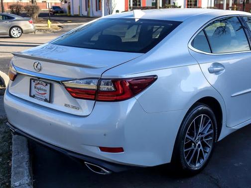 2016 Lexus ES 350 Base