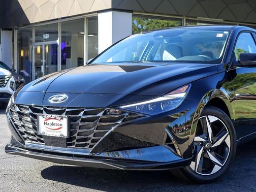 2023 Hyundai ELANTRA Limited