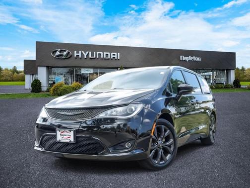 2019 Chrysler Pacifica Touring Plus