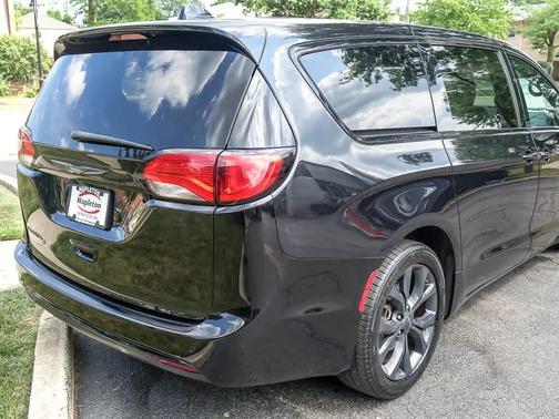 2019 Chrysler Pacifica Touring Plus