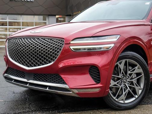 2024 Genesis GV70 2.5T