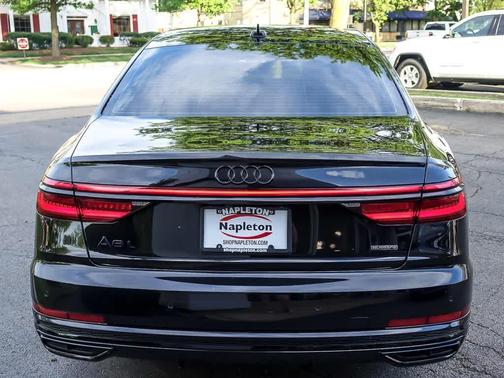Mythos Black Metallic 2021 Audi A8 L 60