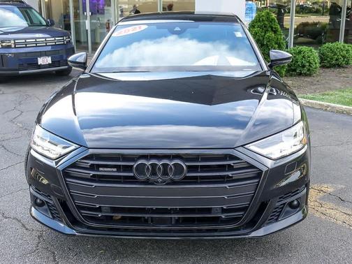 Mythos Black Metallic 2021 Audi A8 L 60