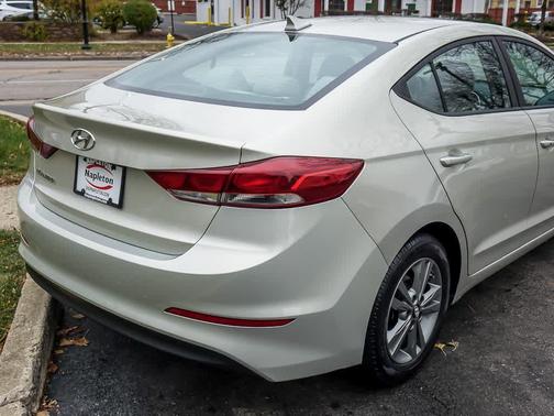 2018 Hyundai ELANTRA Value Edition