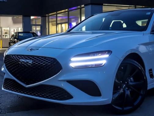 2023 Genesis G70 2.0T