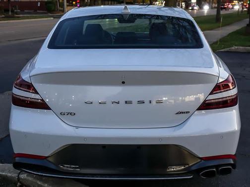 2023 Genesis G70 2.0T