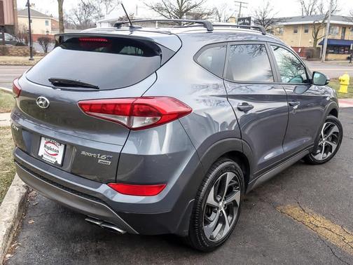 2016 Hyundai TUCSON Sport