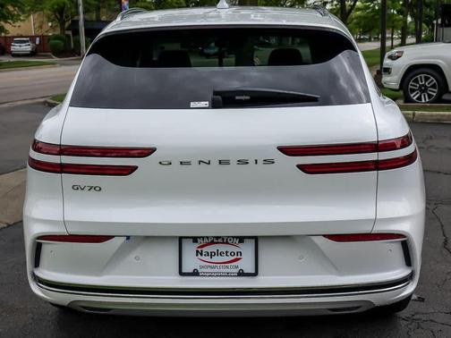 2026 Genesis Electrified GV70 Advanced