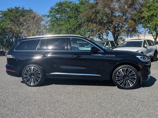 2023 Lincoln Aviator Black Label
