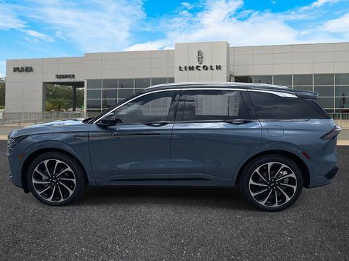 2025 Lincoln Nautilus Black Label