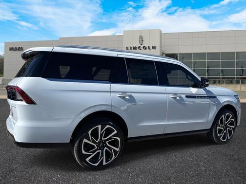 2026 Lincoln Navigator Black Label