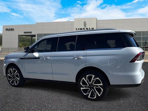 2026 Lincoln Navigator Black Label