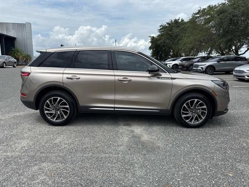 2020 Lincoln Corsair Standard
