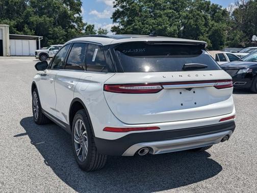 2025 Lincoln Corsair Premiere