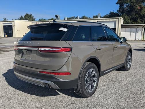 2025 Lincoln Corsair Premiere