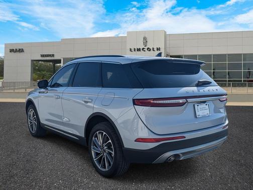 2025 Lincoln Corsair Premiere