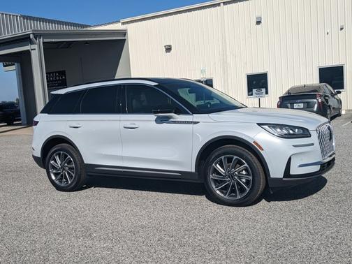 2025 Lincoln Corsair Premiere