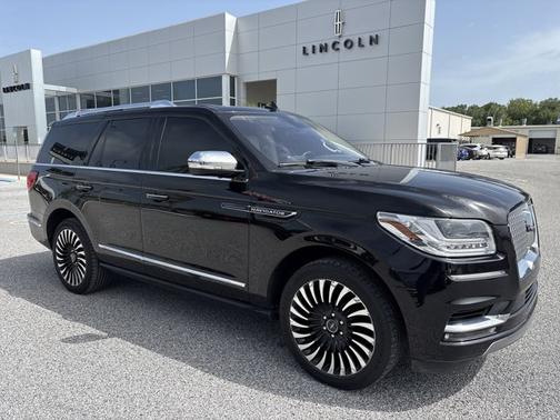 2020 Lincoln Navigator Black Label