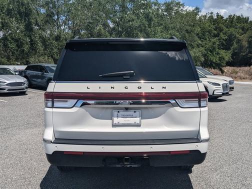2022 Lincoln Navigator L Black Label
