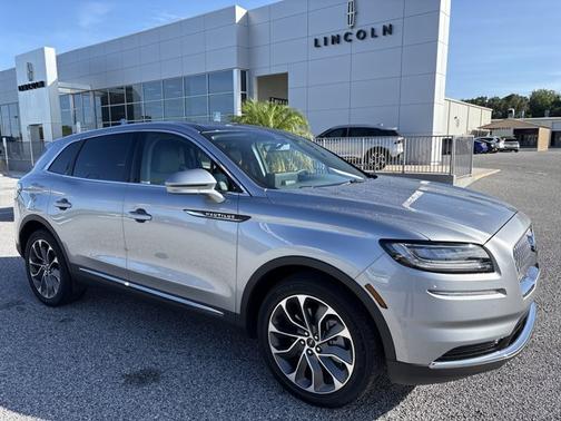 2022 Lincoln Nautilus Reserve