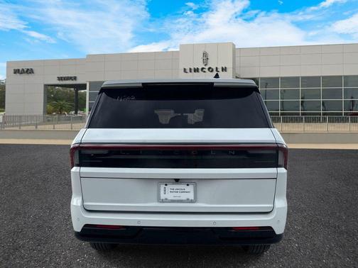 White 2026 Lincoln Navigator Black Label