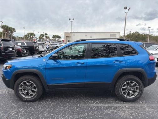 2022 Jeep Cherokee Trailhawk