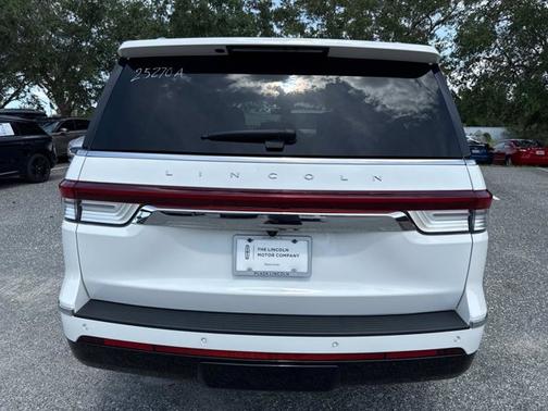 2024 Lincoln Navigator Reserve